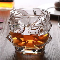 水晶玻璃和水晶差别大吗 怎样区分水晶和玻璃制品